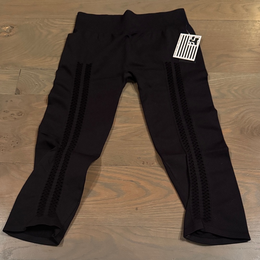 Fox Black Textured Leggings